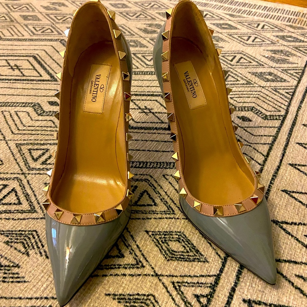 Valentina Rockstud Pumps - Excellent Condition